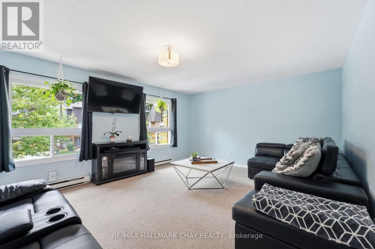 34-360 BLAKE STREET, Barrie (Codrington), Ontario, L4M1L3