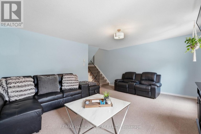 34-360 BLAKE STREET, Barrie (Codrington), Ontario, L4M1L3