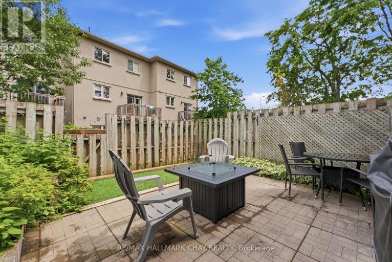 34-360 BLAKE STREET, Barrie (Codrington), Ontario, L4M1L3