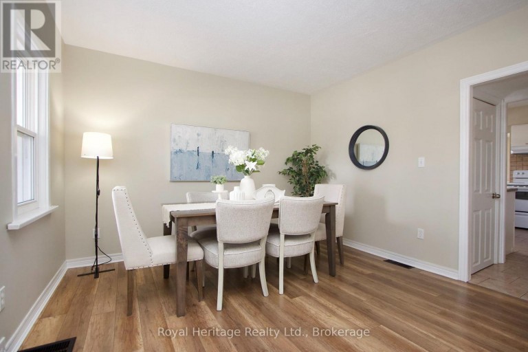 15 RUSSETT AVENUE, Oshawa (Centennial), Ontario, L1G3R4