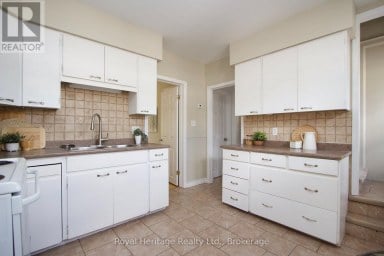15 RUSSETT AVENUE Oshawa (Centennial) Ontario photo 7