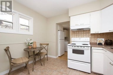 15 RUSSETT AVENUE Oshawa (Centennial) Ontario photo 8