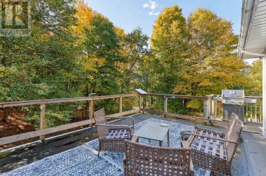 5 MAPLEWOOD DRIVE McKellar Ontario photo 12