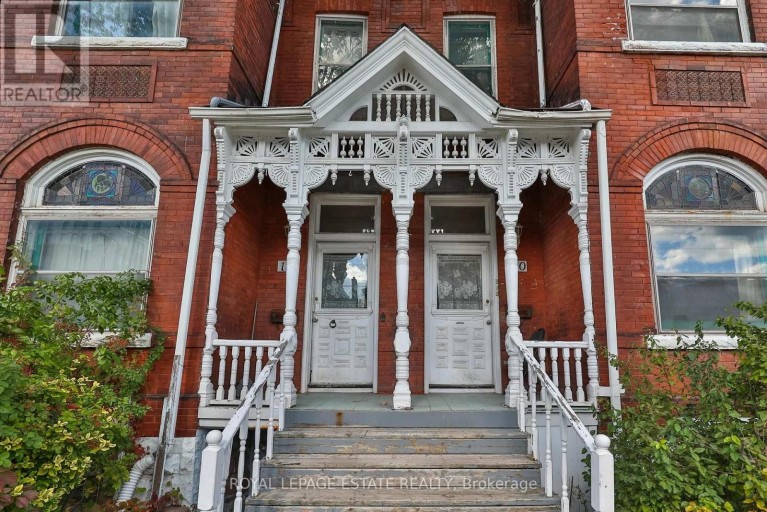 110-112 BALDWIN STREET, Toronto (Kensington-Chinatown), Ontario, M5T1L6