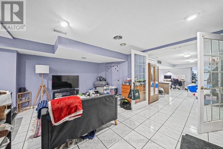 110-112 BALDWIN STREET, Toronto (Kensington-Chinatown), Ontario, M5T1L6