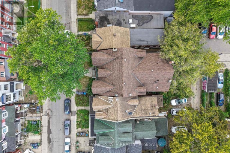 110-112 BALDWIN STREET, Toronto (Kensington-Chinatown), Ontario, M5T1L6
