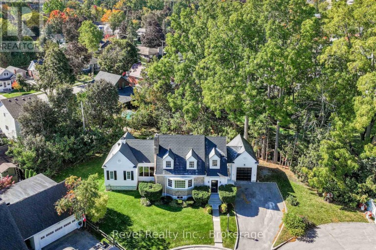 13 SYLVAN CRESCENT, Kawartha Lakes (Lindsay), Ontario, K9V2W4