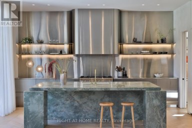 127 YONGE BOULEVARD Toronto (Bedford Park-Nortown) Ontario photo 11