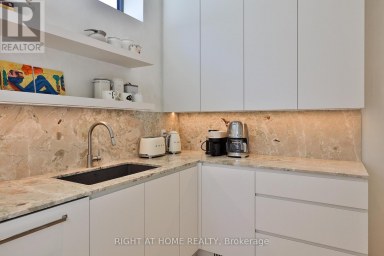 127 YONGE BOULEVARD Toronto (Bedford Park-Nortown) Ontario photo 14