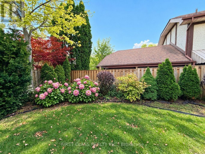 54 MAGPIE CRESCENT, Toronto (St. Andrew-Windfields), Ontario, M2L2E5