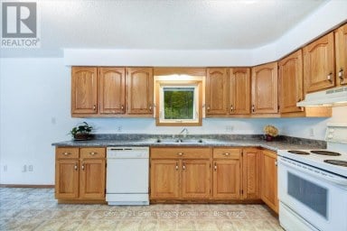66 HASTINGS STREET S Bancroft (Bancroft Ward) Ontario photo 6