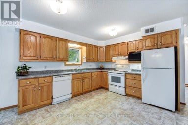 66 HASTINGS STREET S Bancroft (Bancroft Ward) Ontario photo 7