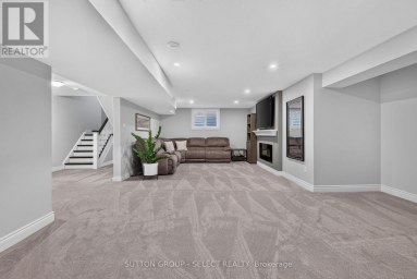 1042 MELSETTER WAY London North (North S) Ontario photo 32