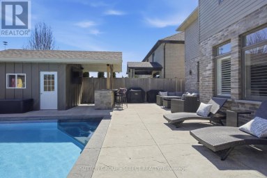 1042 MELSETTER WAY London North (North S) Ontario photo 47