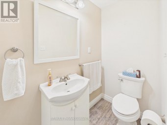 1130 CEDAR LANE Bracebridge (Macaulay) Ontario photo 14