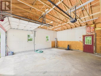 1130 CEDAR LANE Bracebridge (Macaulay) Ontario photo 32