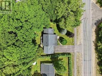 1130 CEDAR LANE Bracebridge (Macaulay) Ontario photo 34