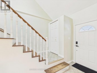1130 CEDAR LANE Bracebridge (Macaulay) Ontario photo 5