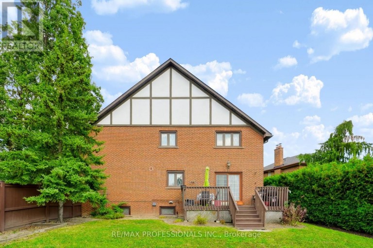 3979 RIVER MILL WAY, Mississauga (Rathwood), Ontario, L4W4C1