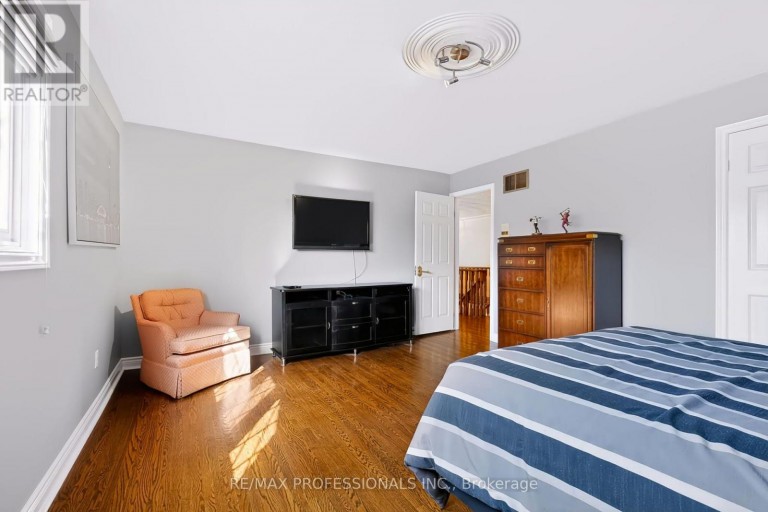 3979 RIVER MILL WAY, Mississauga (Rathwood), Ontario, L4W4C1