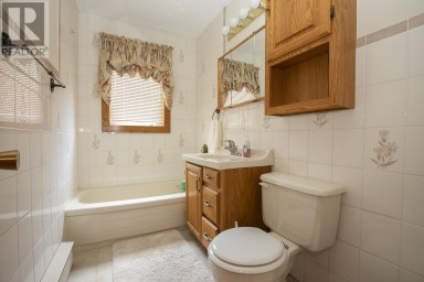 57 McCrea ST Sault Ste. Marie Ontario photo 27