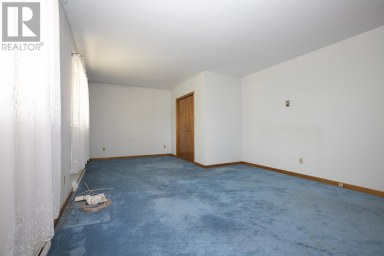 57 McCrea ST Sault Ste. Marie Ontario photo 38
