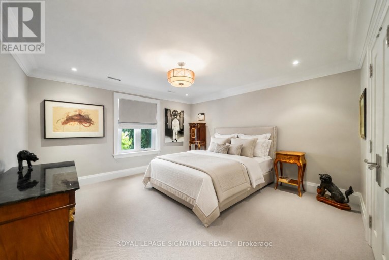 230 STRATHALLAN WOOD, Toronto (Bedford Park-Nortown), Ontario, M5N1T4