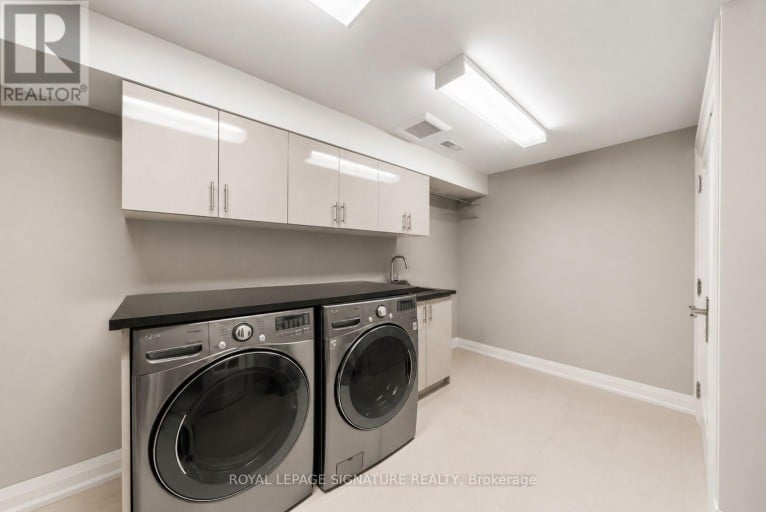 230 STRATHALLAN WOOD, Toronto (Bedford Park-Nortown), Ontario, M5N1T4