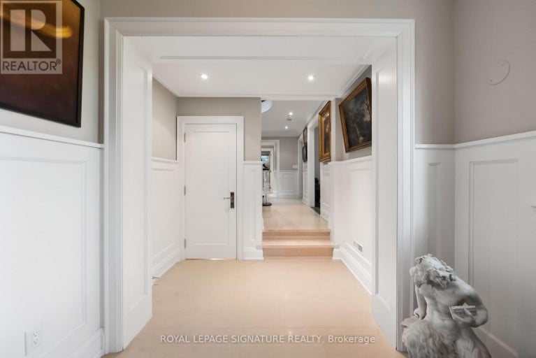 230 STRATHALLAN WOOD, Toronto (Bedford Park-Nortown), Ontario, M5N1T4
