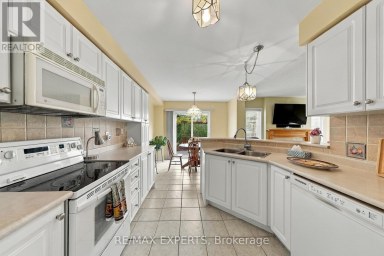 27 MALLARD MARSH CRESCENT Richmond Hill (Oak Ridges) Ontario photo 12