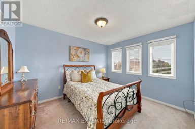 27 MALLARD MARSH CRESCENT Richmond Hill (Oak Ridges) Ontario photo 22