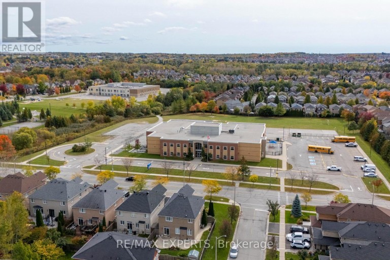 27 MALLARD MARSH CRESCENT, Richmond Hill (Oak Ridges), Ontario, L4E4M2