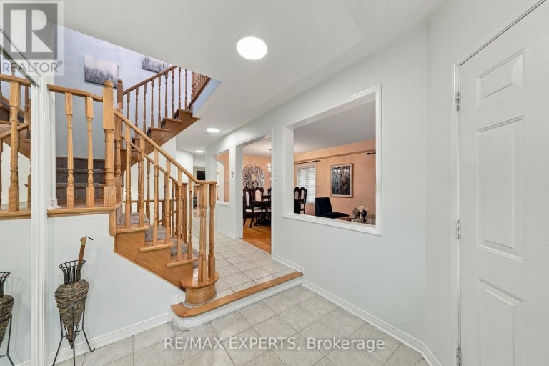 27 MALLARD MARSH CRESCENT, Richmond Hill (Oak Ridges), Ontario, L4E4M2