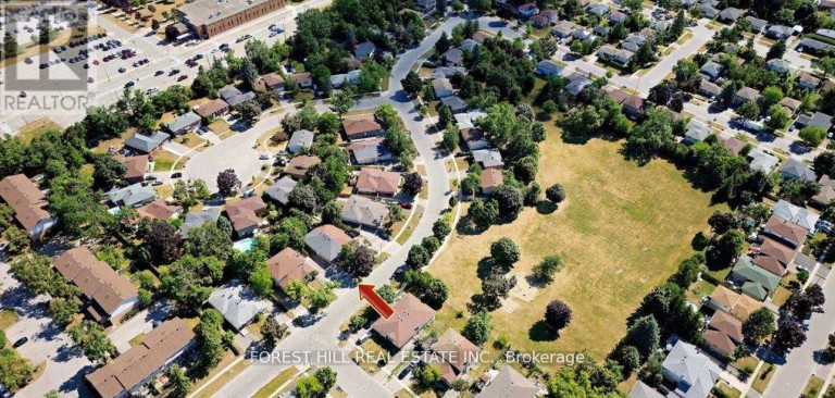 30 BERNICK DRIVE, Barrie (Grove East), Ontario, L4M5J5