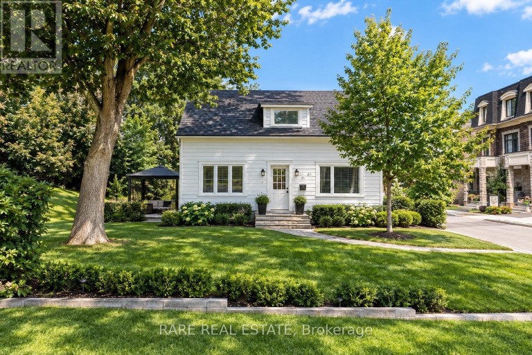 32 MAIN STREET, Mississauga (Streetsville), Ontario, L5M1X6