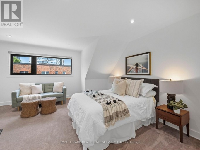 374 SPADINA ROAD, Toronto (Forest Hill South), Ontario, M5P2V8