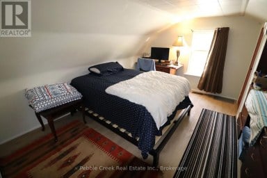 208 HINCKS STREET Goderich (Goderich (Town)) Ontario photo 13
