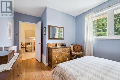 16 WATER STREET W Centre Wellington (Elora/Salem) Ontario photo 24