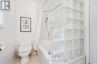 16 WATER STREET W Centre Wellington (Elora/Salem) Ontario photo 26