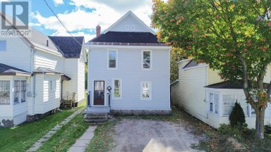 182 Dennis ST Sault Ste. Marie Ontario photo 1