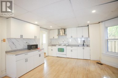 182 Dennis ST Sault Ste. Marie Ontario photo 10