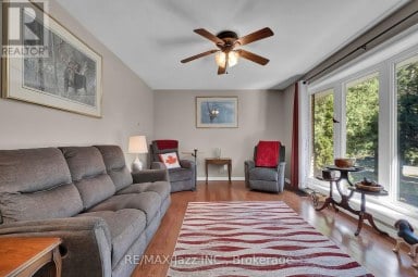 480 MURRAY STREET Quinte West (Murray Ward) Ontario photo 8