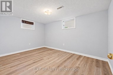 2434 RALPH STREET Innisfil (Alcona) Ontario photo 18