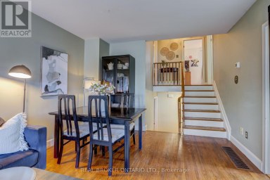 82 TECUMSEH DRIVE Aurora (Aurora Heights) Ontario photo 14