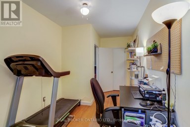 82 TECUMSEH DRIVE Aurora (Aurora Heights) Ontario photo 21