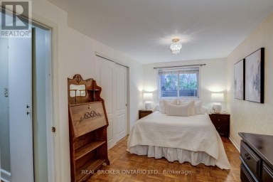 82 TECUMSEH DRIVE Aurora (Aurora Heights) Ontario photo 25