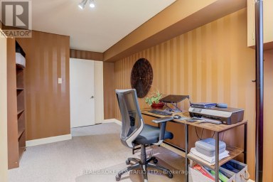 82 TECUMSEH DRIVE Aurora (Aurora Heights) Ontario photo 28