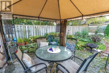 82 TECUMSEH DRIVE Aurora (Aurora Heights) Ontario photo 34