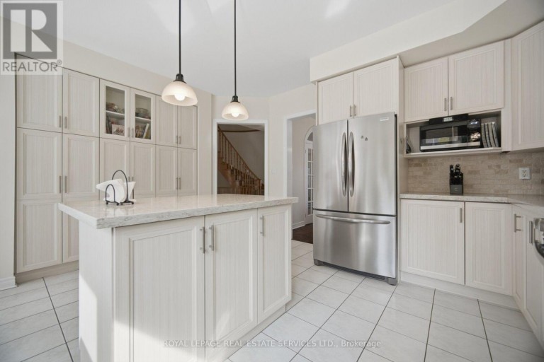 1600 GLENVISTA DRIVE, Oakville (JC Joshua Creek), Ontario, L6H6E9