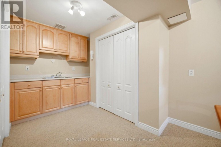 1600 GLENVISTA DRIVE, Oakville (JC Joshua Creek), Ontario, L6H6E9